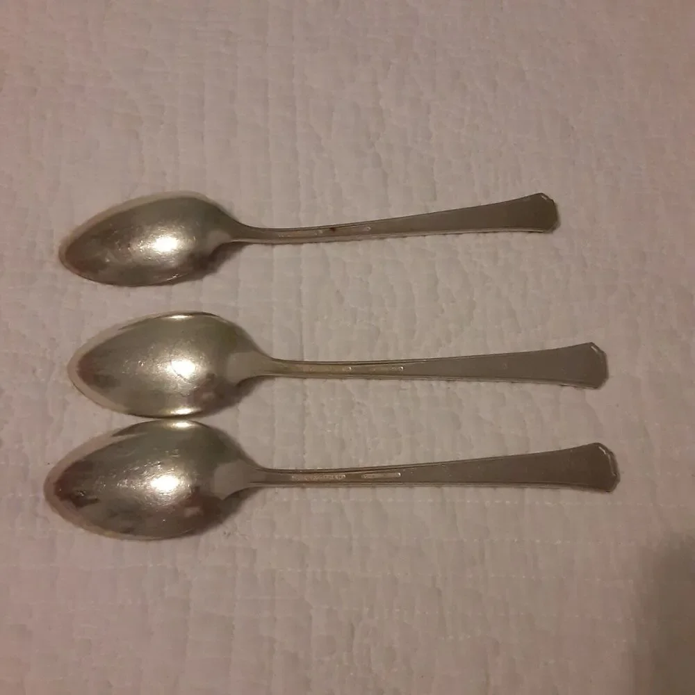 Vintage Rogers Oneida Ltd 1881 Serving spoons X3 Dinner Party